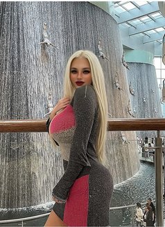 Miranda Lane - Acompañantes transexual in Dubai Photo 8 of 8