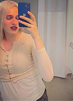 Miranda Lane - Acompañantes transexual in Dubai Photo 8 of 10
