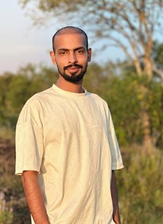Mirash Royal - Male escort in Malappuram Photo 2 of 2