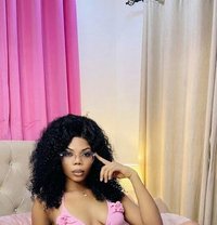 Miriam - escort in Muscat