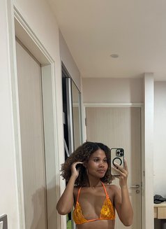 Miriam - escort in Pattaya Photo 3 of 6