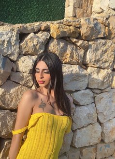 Miro - Transsexual escort in Beirut Photo 3 of 4