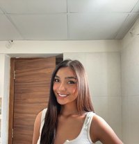 Mirriam the Sweet Lovely Girl - puta in Hyderabad Photo 19 of 23