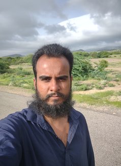 Mirza - Acompañantes masculino in Karāchi Photo 2 of 3