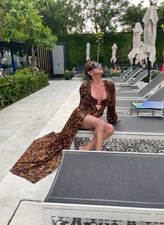 Mis Velena X Arrived - Transsexual escort in Bangkok Photo 9 of 13