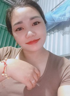 Misa - escort in Singapore Photo 1 of 4