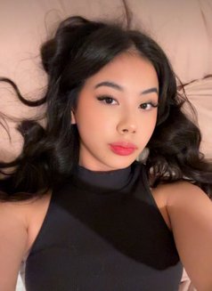Misa - escort in Dubai Photo 2 of 5