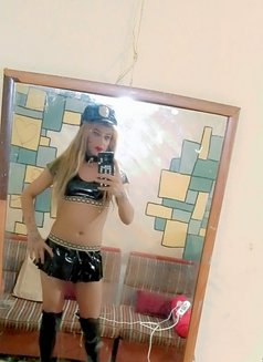 Misha Al3sal - Transsexual escort agency in Beirut Photo 23 of 25