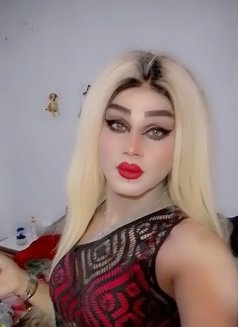 Misha Al3sal - Agencia de acompañantes transexuales in Beirut Photo 19 of 23