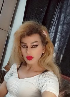 Misha Al3sal - Agencia de acompañantes transexuales in Beirut Photo 22 of 27