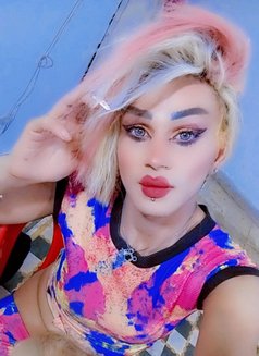 Misha Al3sal - Transsexual escort agency in Beirut Photo 5 of 11