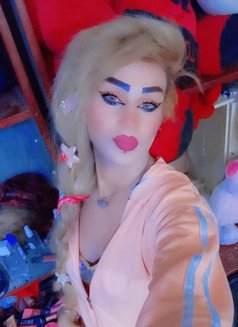 Misha Al3sal - Transsexual escort agency in Beirut Photo 14 of 19