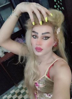 Misha Al3sal - Transsexual escort agency in Beirut Photo 15 of 19
