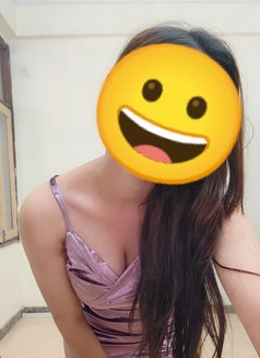 Misha - companion in New Delhi Photo 7 of 8