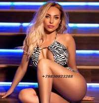 Michelle - escort in İstanbul Photo 10 of 22
