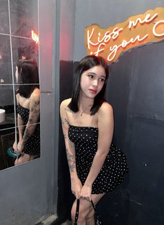 Mishi - escort in Makati City Photo 4 of 6