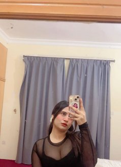 Mishi Vip Model - puta in Al Manama Photo 2 of 4