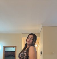 Mishi Vip Model - puta in Al Manama Photo 1 of 6
