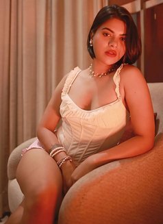 Mishka - escort in Mumbai Photo 2 of 4