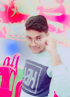 Sunny - Acompañantes masculino in Bhopal Photo 8 of 12