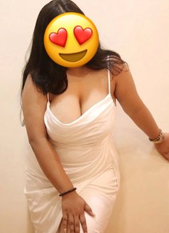Mishti GFE🧿Independent Meet & Cam Queen - puta in New Delhi Photo 6 of 7