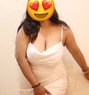 Mishti GFE🧿Independent Meet & Cam Queen - puta in New Delhi Photo 3 of 3