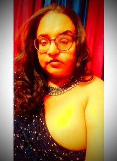 Mishti - Transsexual escort in New Delhi Photo 5 of 6