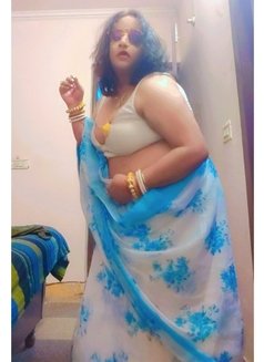 Mishti - Transsexual escort in New Delhi Photo 6 of 6