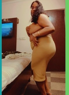 Mishti - Transsexual escort in New Delhi Photo 3 of 6