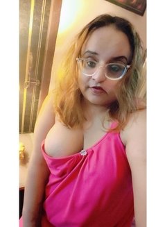 Mishti - Transsexual escort in New Delhi Photo 6 of 6