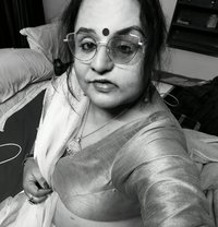 Mishti - Transsexual escort in New Delhi