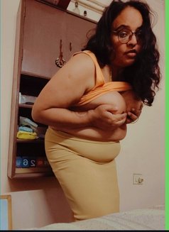 Mishti - Transsexual escort in New Delhi Photo 6 of 6