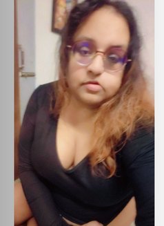 Mishti - Transsexual escort in New Delhi Photo 6 of 6