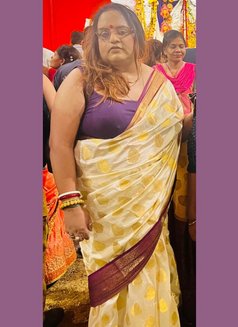 Mishti - Transsexual escort in New Delhi Photo 6 of 6