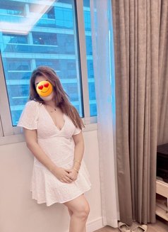 Nishu - escort in Dubai Photo 1 of 6