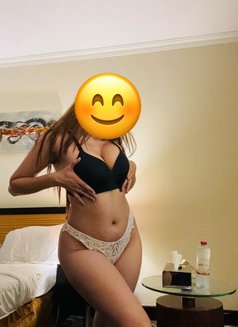 Mishy - escort in Dubai Photo 2 of 4