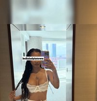 Bella lady in town - puta in Hamburg