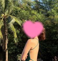 Miss Aayushi - puta in Pune Photo 1 of 3