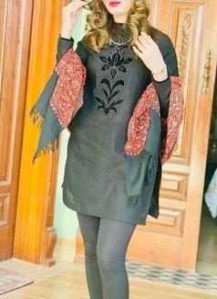 Miss Alina - puta in Islamabad Photo 1 of 1