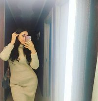 Miss Alisa Uk With Hard Sex - Transsexual escort in Doha