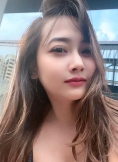 Miss Amellya - puta in Singapore Photo 14 of 15