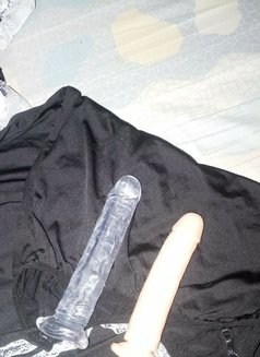 Miss Andy - escort in Manila Photo 2 of 5