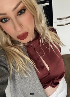 Miss Anny - puta in Riyadh Photo 1 of 13