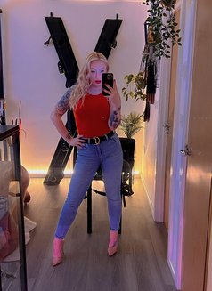 Miss Anny - puta in Riyadh Photo 9 of 13