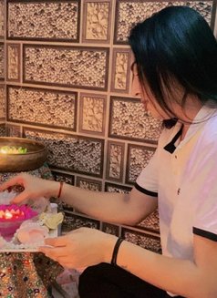 Miss Anvi - Transsexual escort in Noida Photo 3 of 10