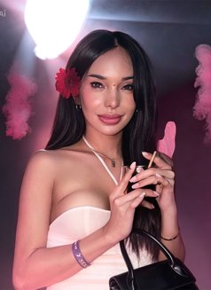 Miss ASIA - Acompañantes transexual in Hong Kong Photo 25 of 25