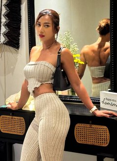Miss Bell - Bdsm & Escort - dominatrix in Singapore Photo 15 of 15