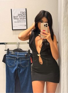 Miss Bella Tailor - escort in Osaka Photo 5 of 6