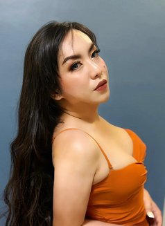 Miss Candy Cane - Transsexual escort in Bangkok Photo 8 of 10