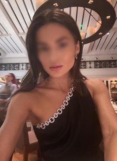 Miss Caroline Novak – British Escort In - escort in Mumbai Photo 14 of 23